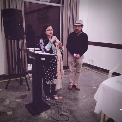 Dr. Meenakshi Kumar speaking at a literary event